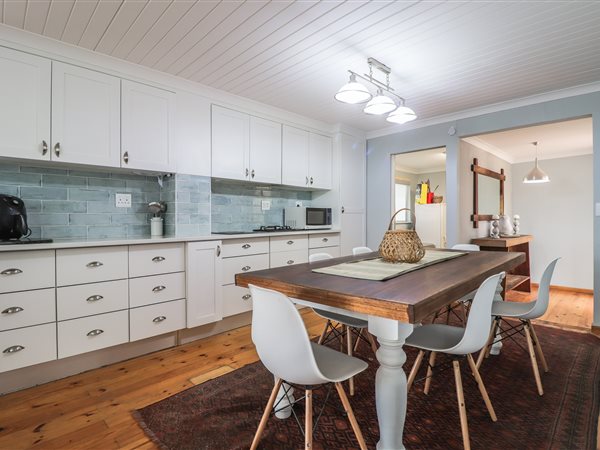 4 Bedroom Property for Sale in Stilbaai Wes Western Cape